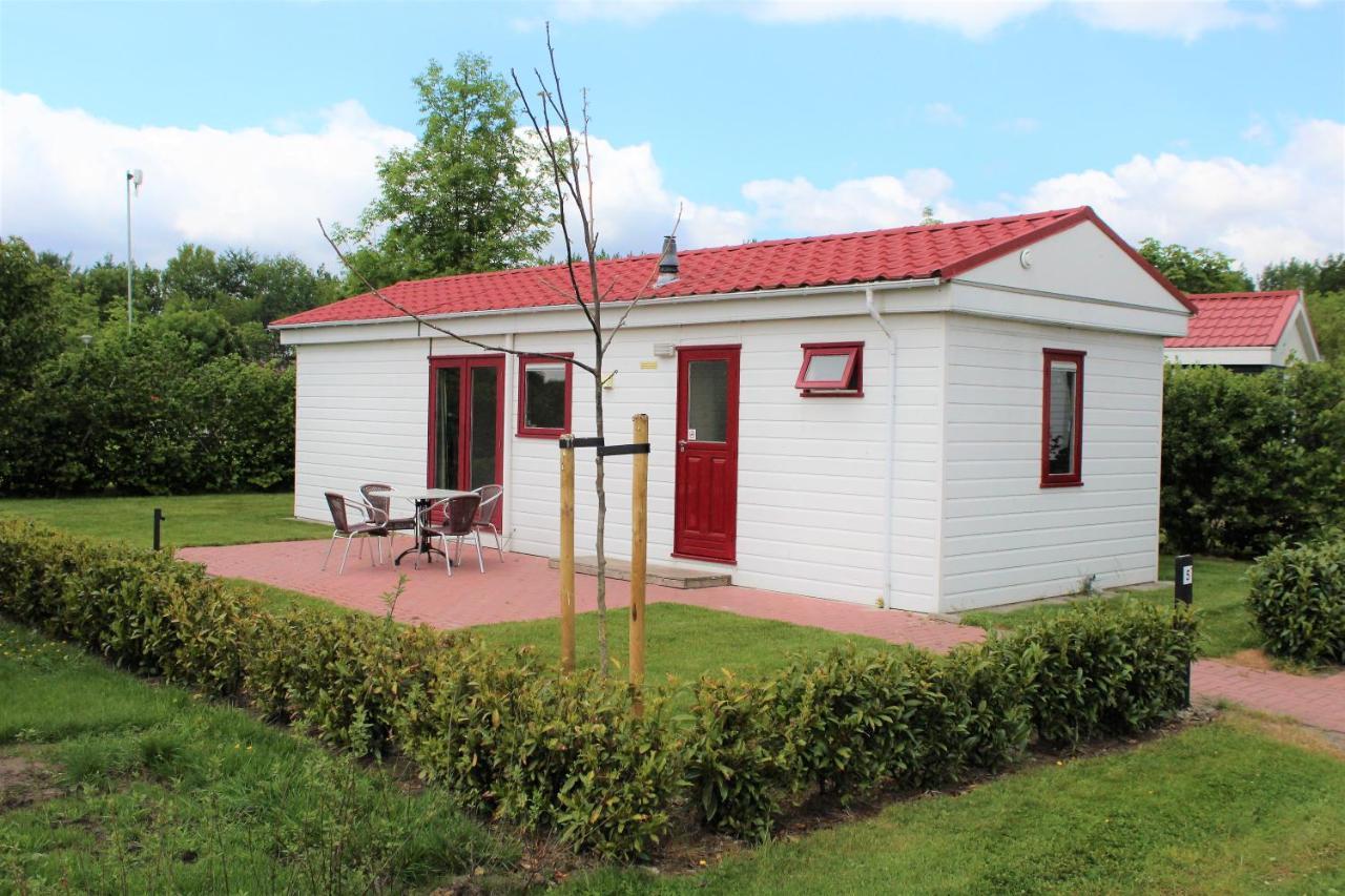 Hofgalow Chalet Op Camping "De Stal" Drijber Exterior foto